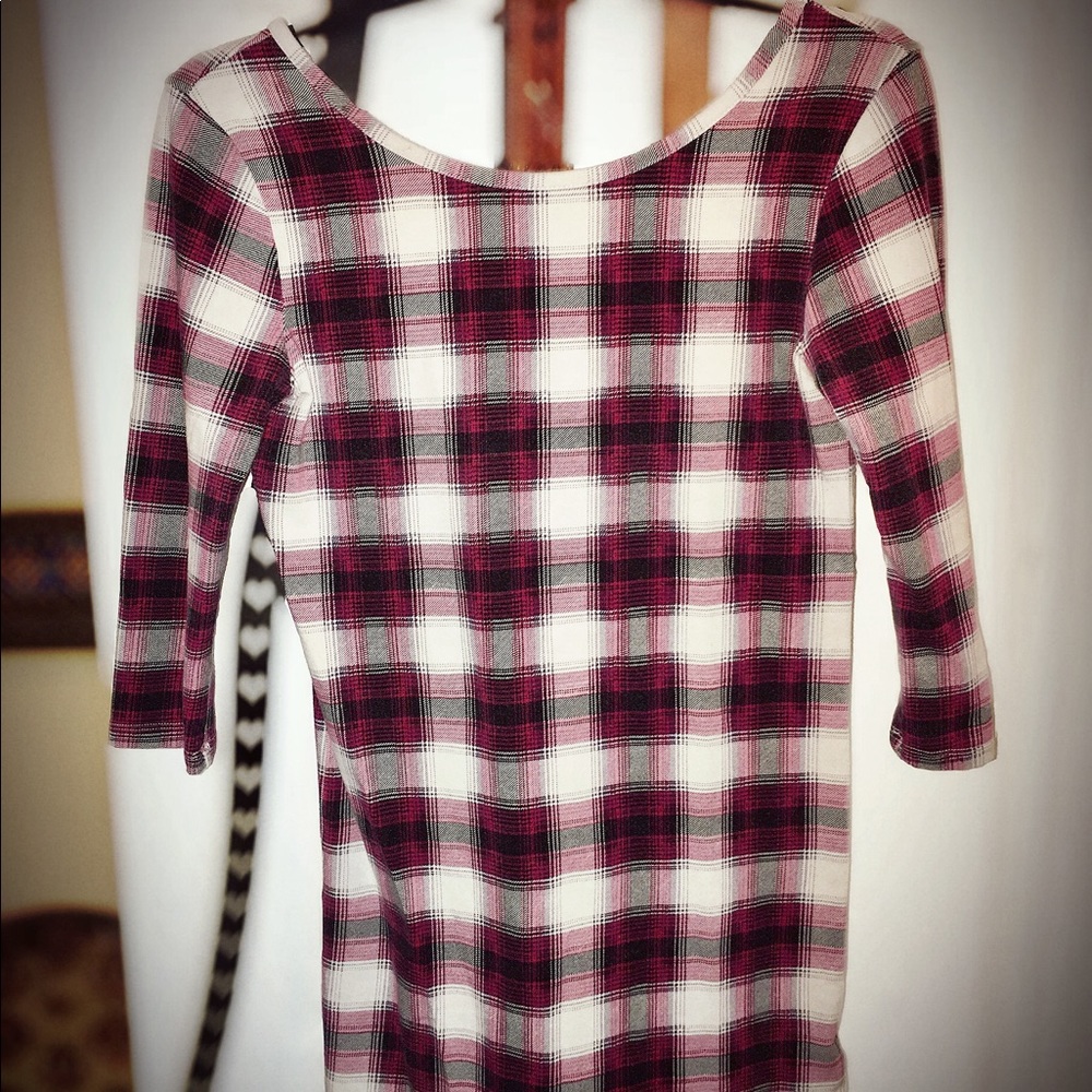 Red/Black/White Plaid Form-Fitting Dress (Size M)